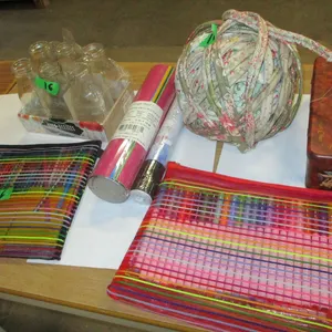 UNCLAIMED STORAGE:  BOX C/W ASSORTED CRAFT ITEMS