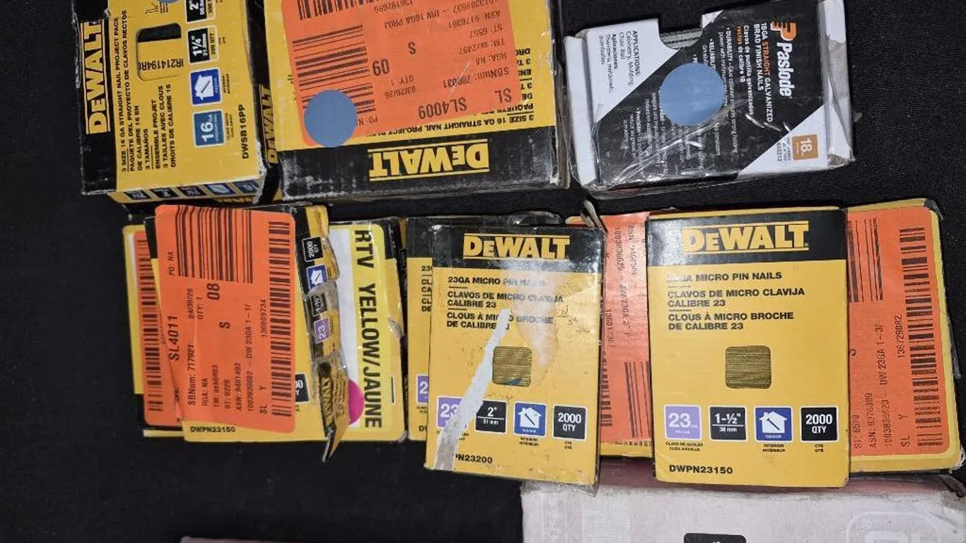 NEW DeWalt, Senco & Paslode Nails (19 Packages)