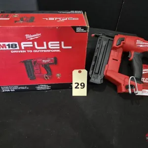 NEW Milwaukee M18 FUEL 18-Ga Brad Nailer 2746-20
