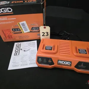 NEW RIDGID 18V Dual Port Charger AC86095