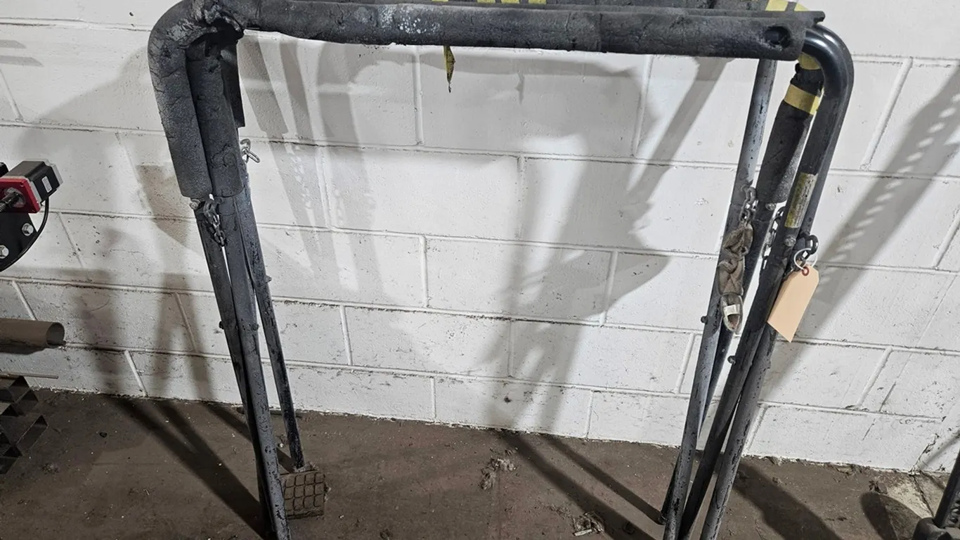 2 Body Shop Racks