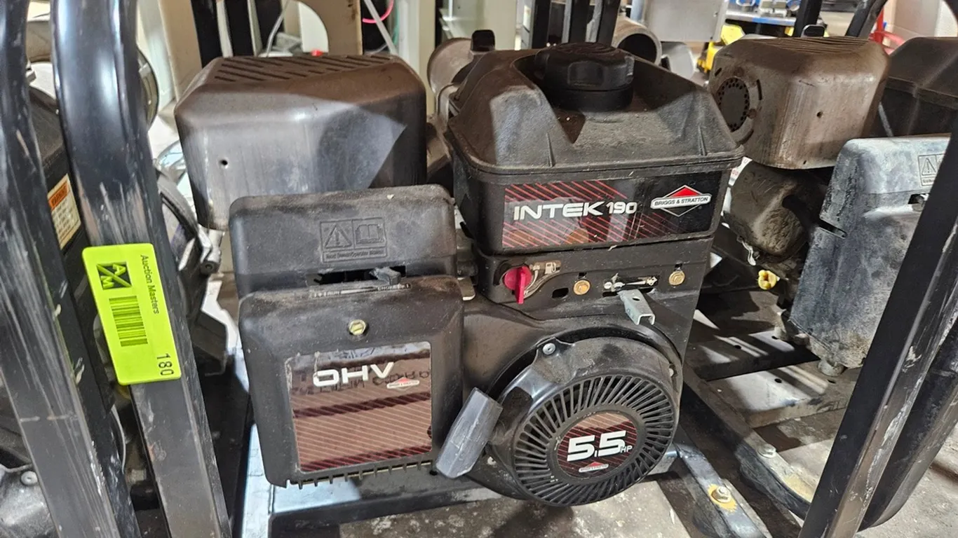 Intel 190 Trash Pump, Gas
