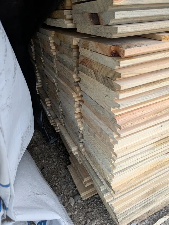 Pine 1"x8" Utility, WP11, 6' and 8' Lengths, 1664 Linear Feet, 953 Sq. Ft.