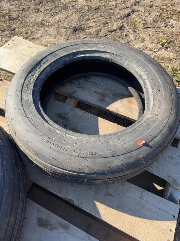 UNUSED tire 5.90-15