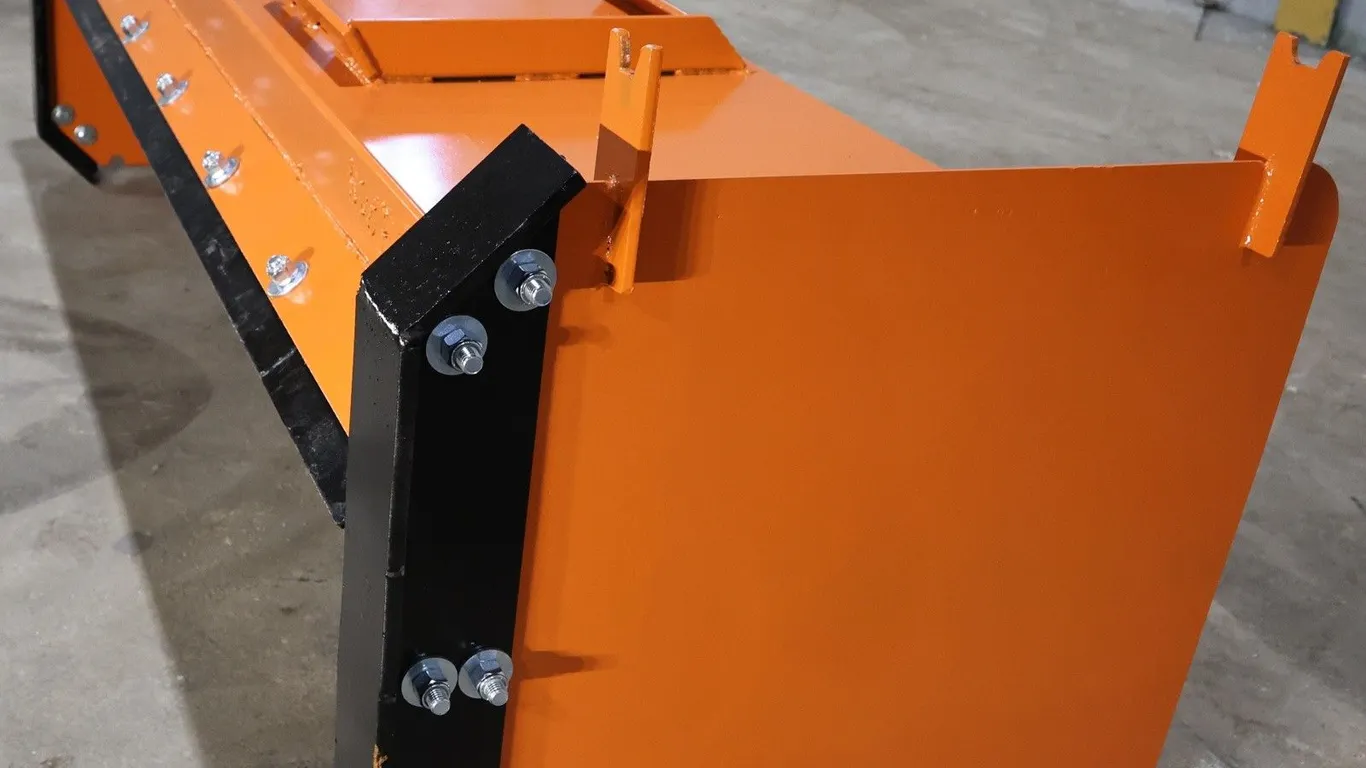 UNUSED KC PUSHER W/ STEEL BLADE 8 FT