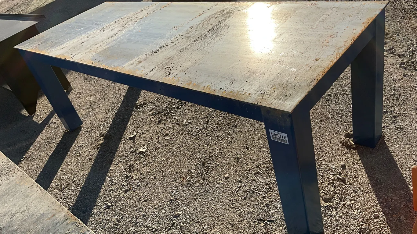 UNUSED KC 36"X96" WELDING TABLE