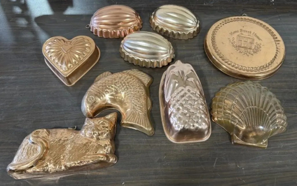 9+/- Cake Pans