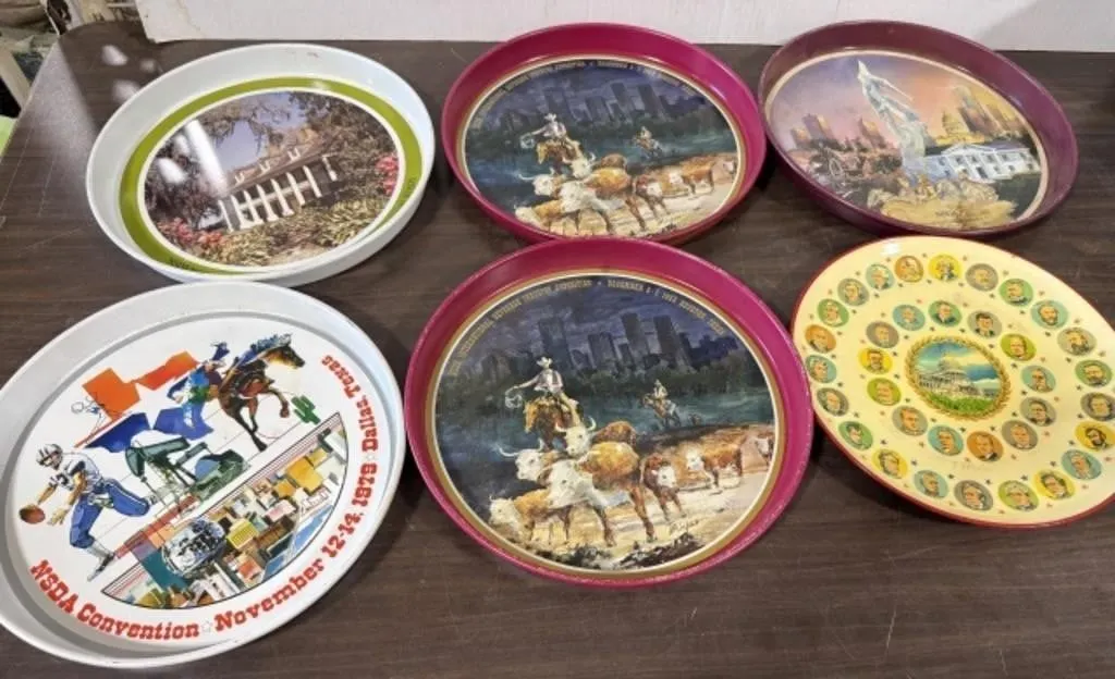 5+/- Collectible Serving Trays, 1 Collectible