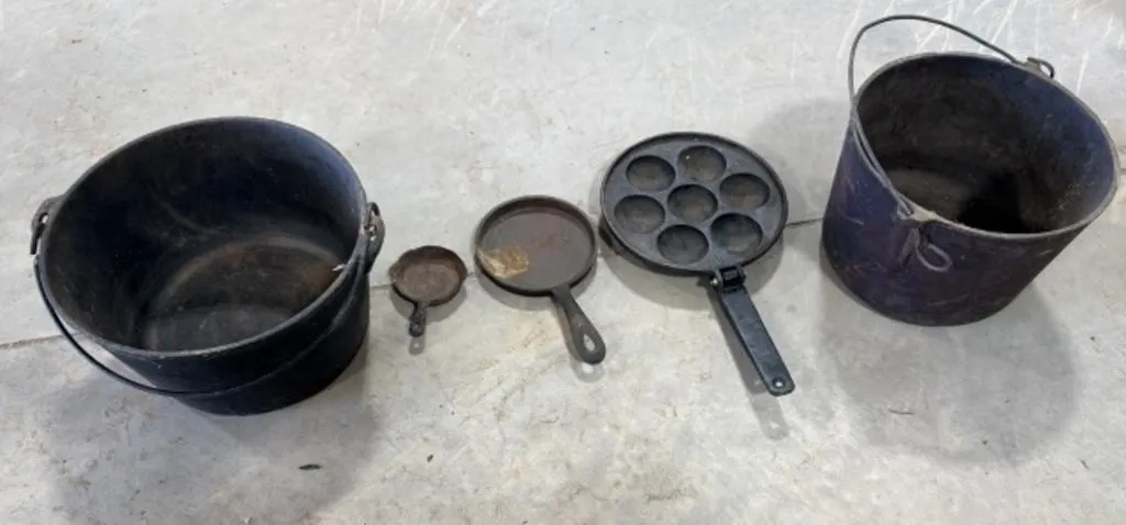 2 Cast Iron Pots, Aebleskiver Pan, 2 Small Pans