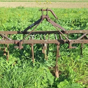 6ft Ferguson Chisel Plow- 3PT hitch good teeth