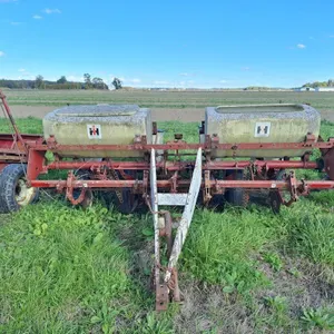International 56 4 Row Corn Planter-