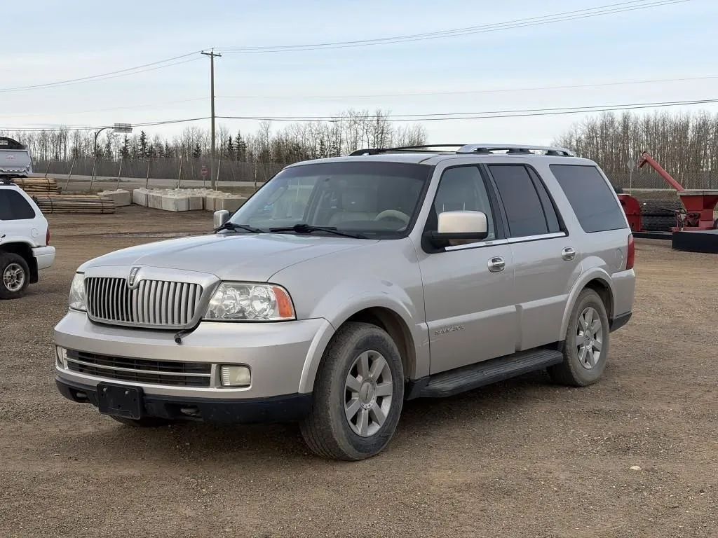 2005 Lincoln Navigator 4WD SUV