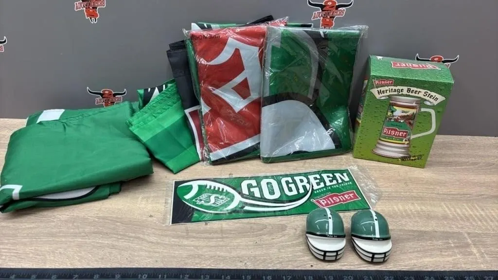 Pilsner/Rider-Flags, Salt/Pepper Shakers, Etc.