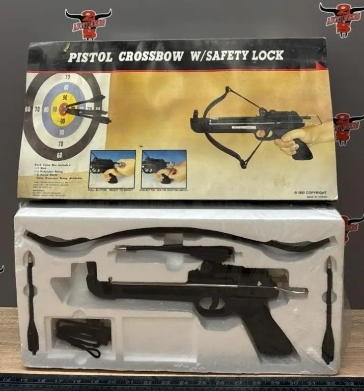Pistol Crossbow w/Safety Lock. Unused.