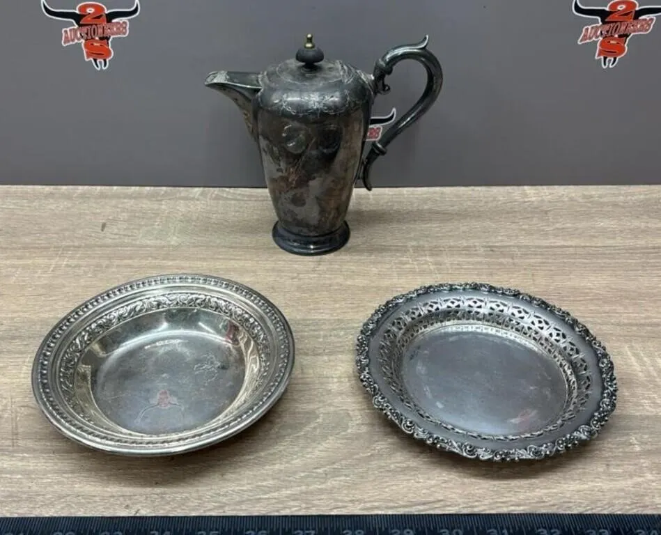 Asst. Metal Serving Dishes.