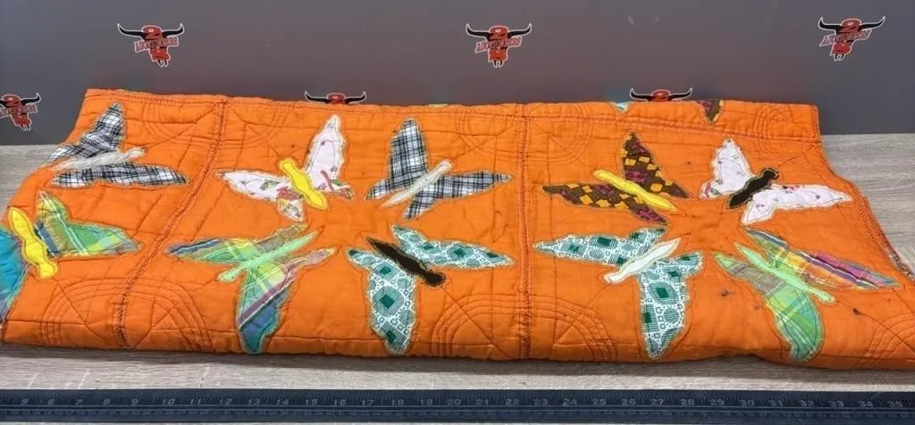 Butterfly Quilt 57�x72�.