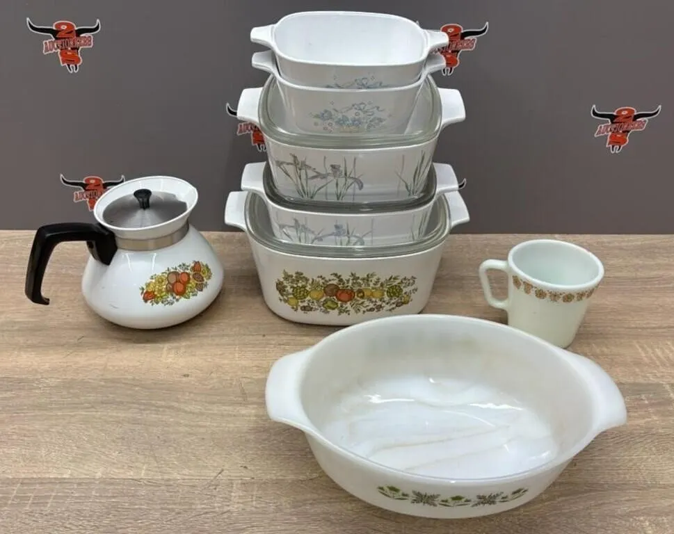 8Pc Corning Ware & Fire King Items. *NO SHIPPING