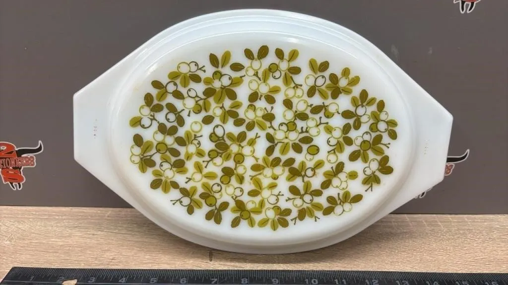 Pyrex Verde Casserole Lid.