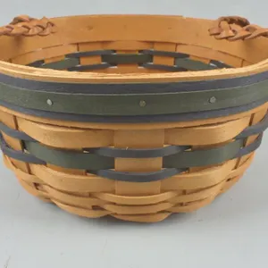 1998 Collector Club Renewal Basket