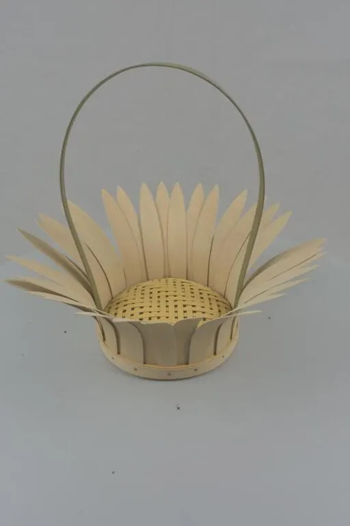2007 CC Loves Me - Loves Me Not Basket