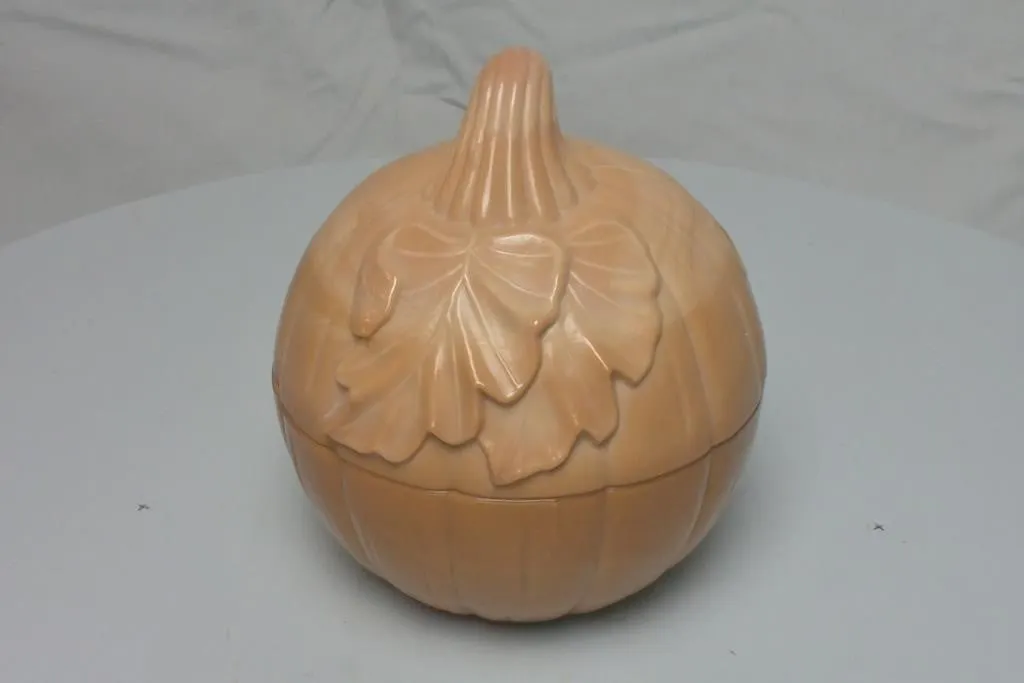Milk Glass Pumpkin dish in Pumpkin Swirl