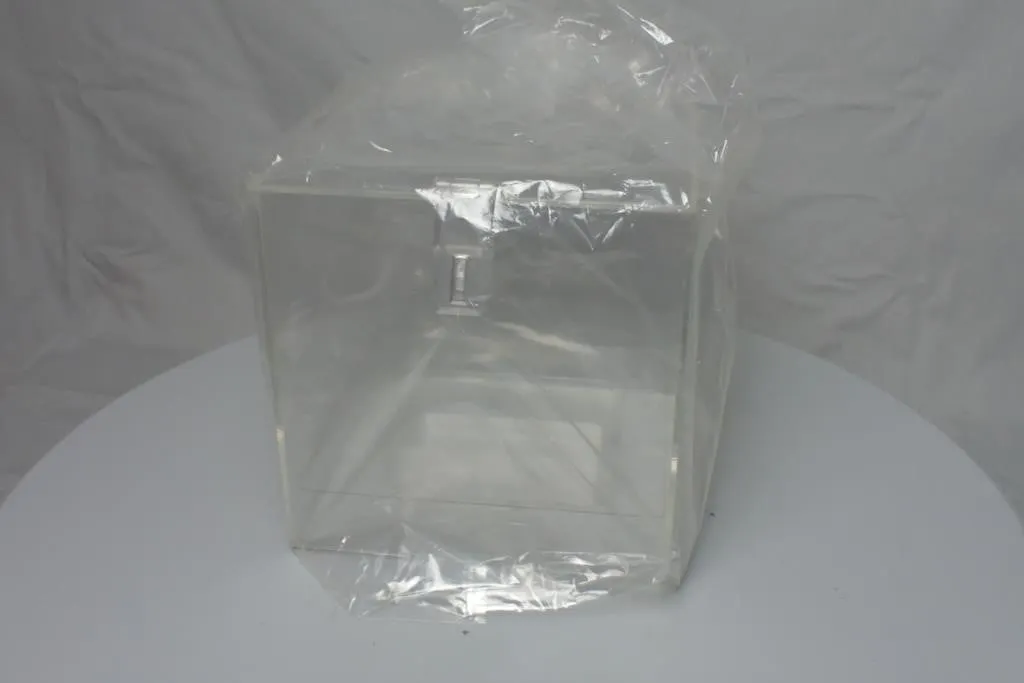 CC Acrylic Display Case for J.W. Collection Miniat