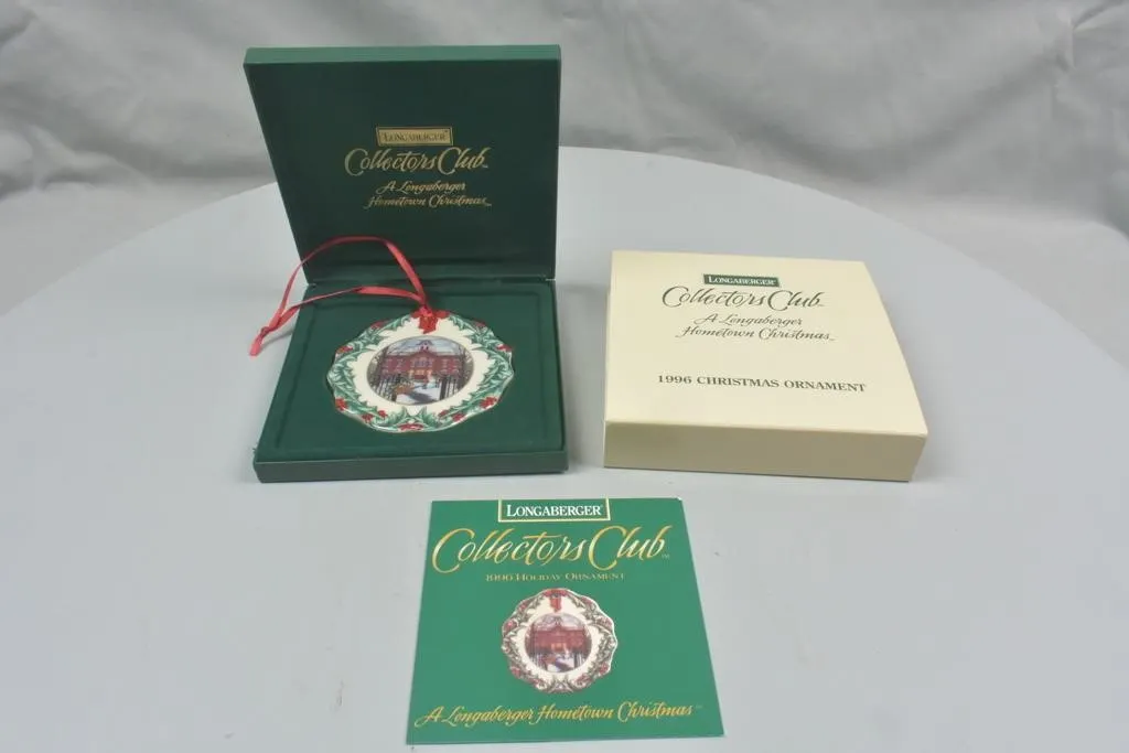 Collector Club 1996 Christmas Ornament