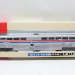 Walthers HO Scale Amtrak Superliner Dining Car
