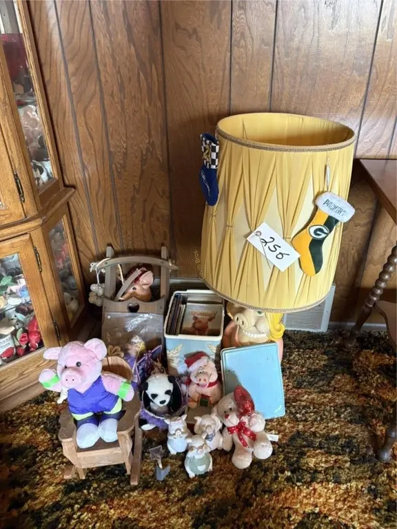 Pig D�cor, Lamp, Sled