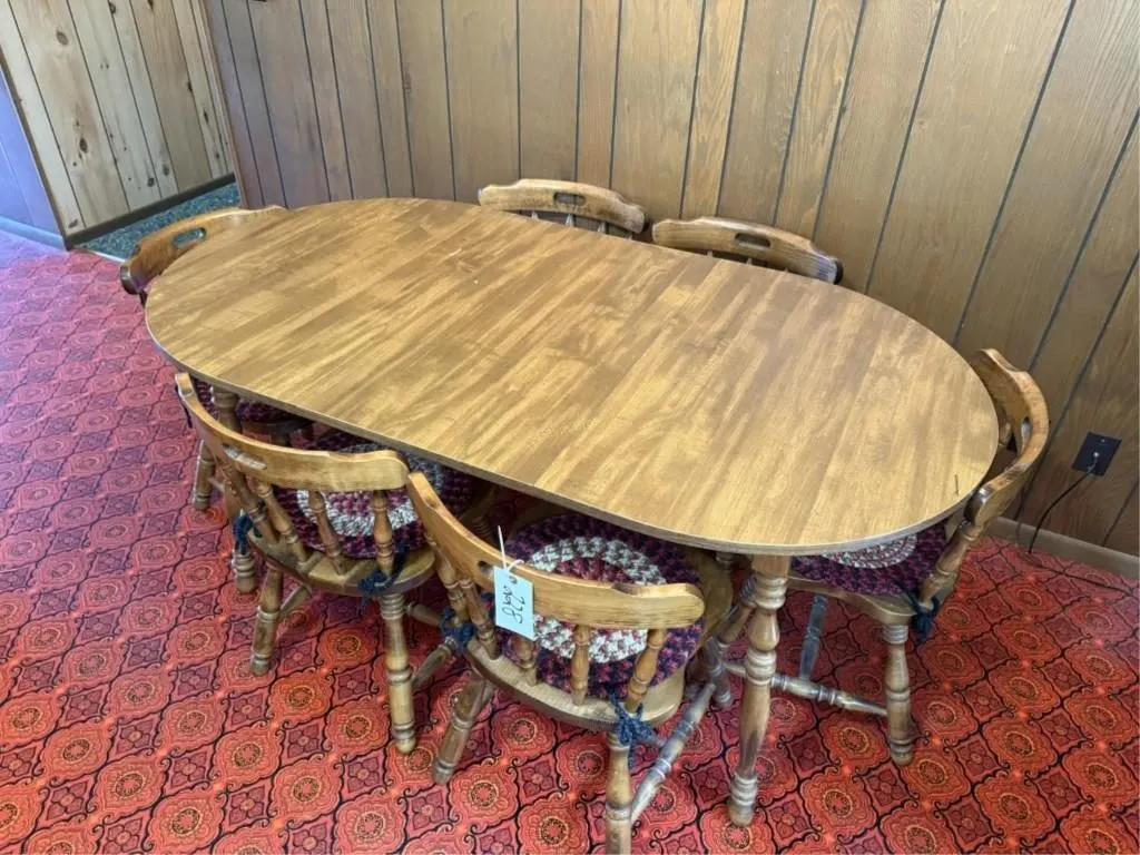 Kitchen Table & Chairs