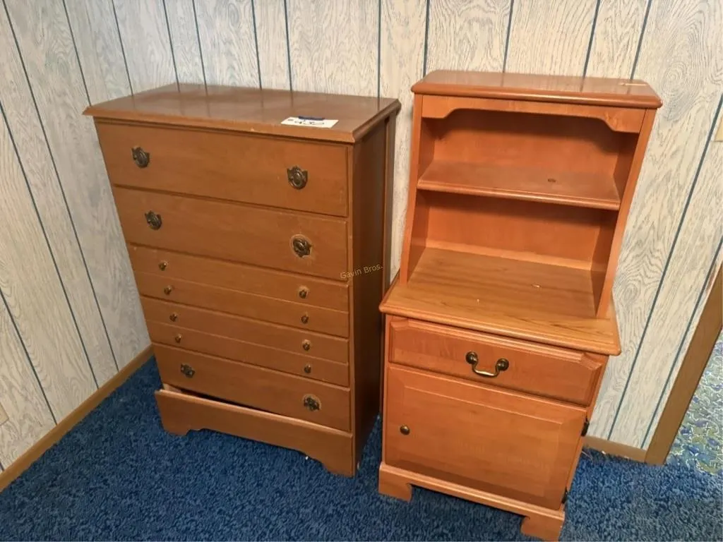 Dresser & Stand