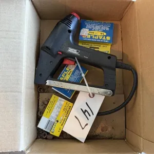 Staple Gun