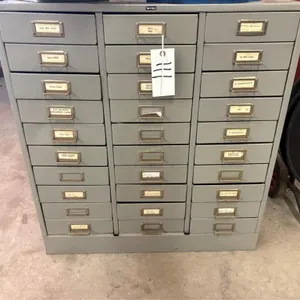 Tennsco Organizer Bins