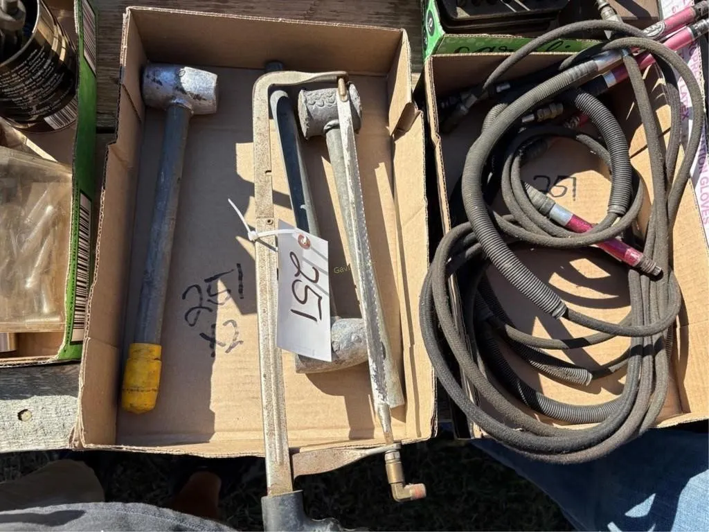Flexible Shaft Grinders, Lead Hammers etc