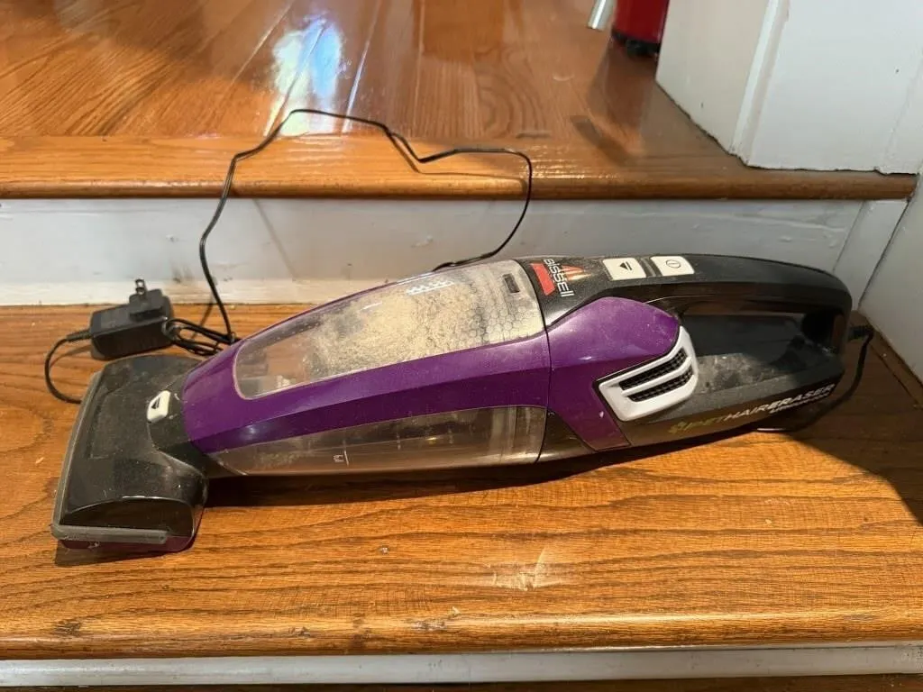 Bissell pet hair eraser vacuum cleaner