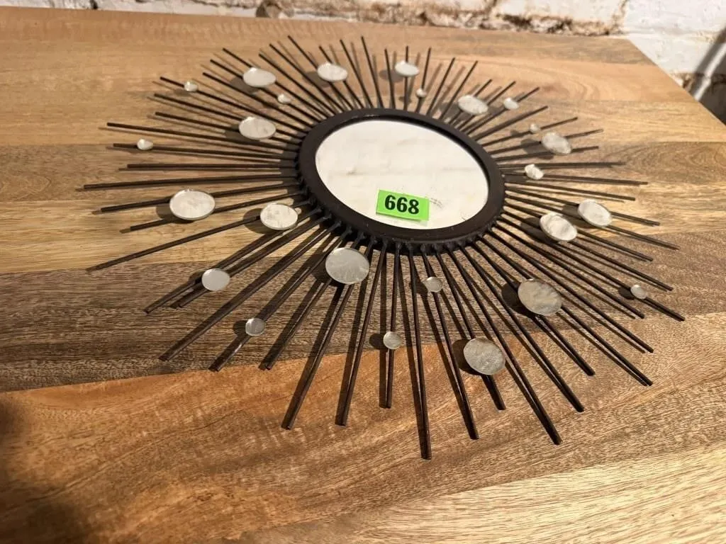 Starburst mirror