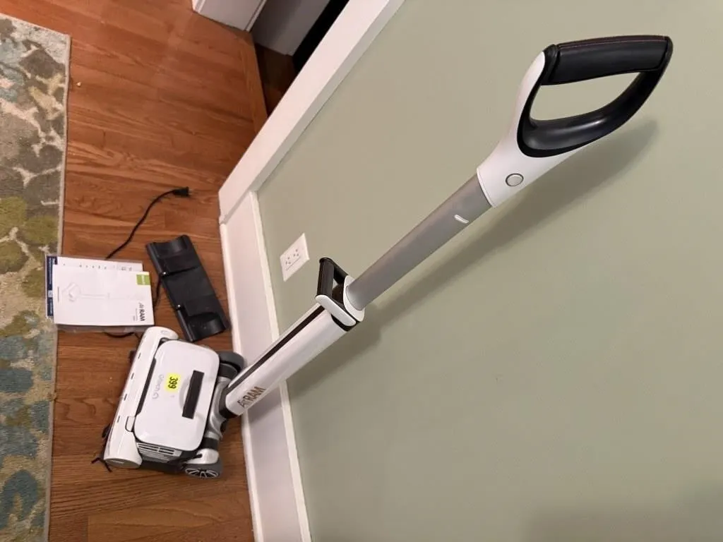 G Tech Air Ram vacuum cleaner
