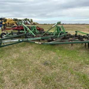 34’ CCIL 807 tillage s/n: 66016-90084