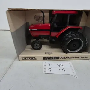 Ertl Case International Maxxum 5120 Row Crop Tractor 1/16 Scale Die-Cast Special Edition