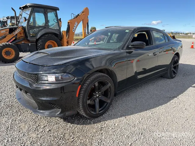 2020 Dodge Charger R/T Automovil / Automobile