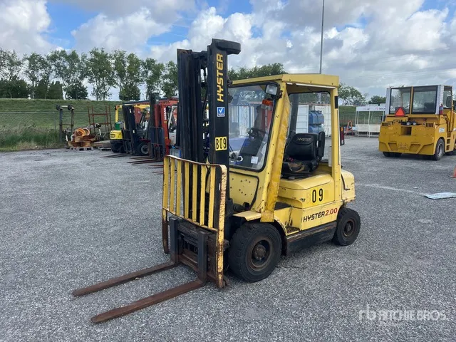 2001 Hyster H2.00XM Forklift
