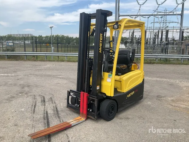 2011 Hyster J1.6XNT MWB 1500 kg Electric Forklift (Inoperable)
