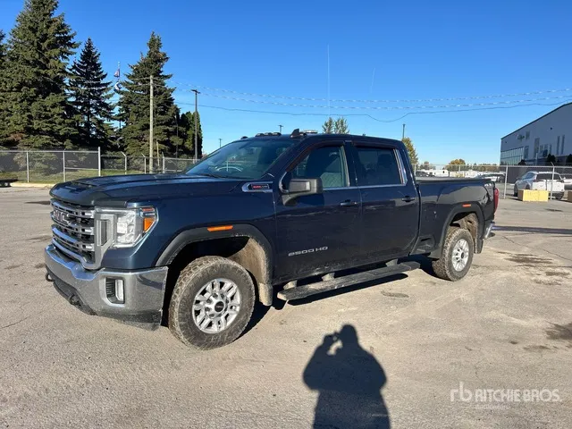 2021 GMC Sierra 2500HD SLE 4x4 Crew Cab Pickup