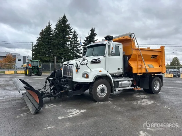 2017 Western Star 4700 4x4 Snow Plow Truck