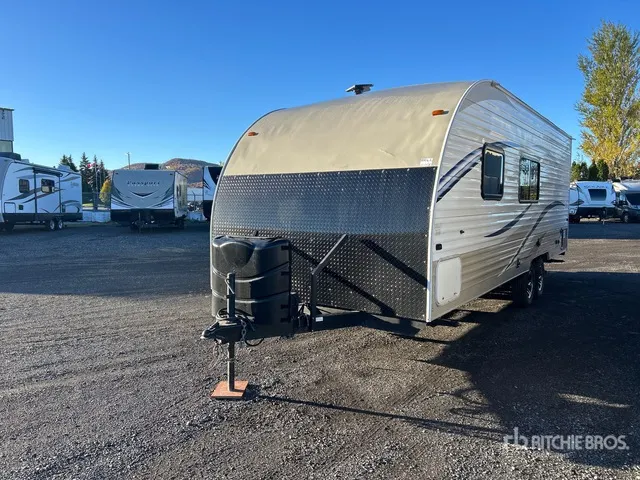 2013 Skyline Nomad 249 22 ft T/A Travel Trailer