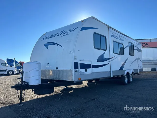 2013 Cruiser RV Shadow Cruiser 260BHS 25 ft T/A Travel Trailer