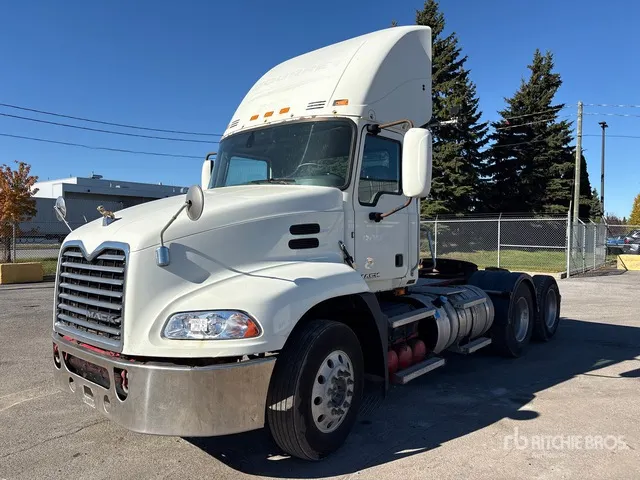 2015 Mack CXU613 6x4 T/A Day Cab Truck Tractor