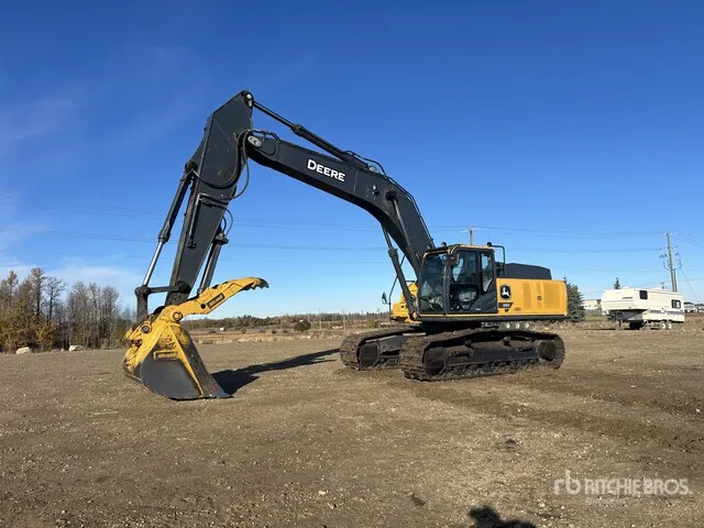2024 John Deere 350 P-Tier Tracked Excavator