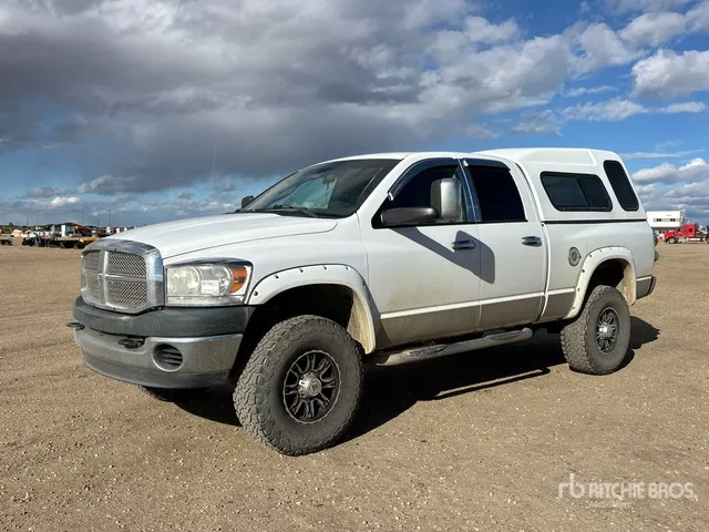 2009 Dodge Ram 2500 4x4 Crew Cab Pickup