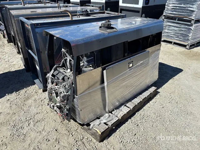 2018 Red-D-Arc DX350 350 A Skid-Mounted Engine Driven Welder
